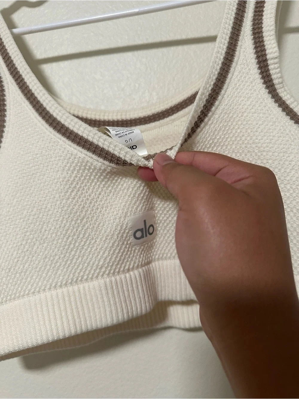ALO Yoga comfortable scoop